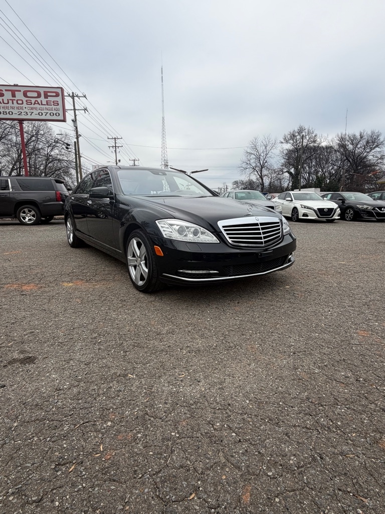 Mercedes-Benz S-Class  2011