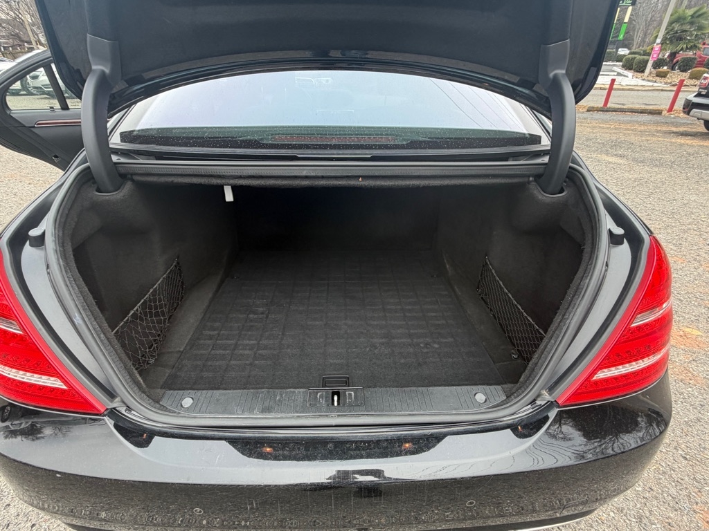 Mercedes-Benz S-Class  2011