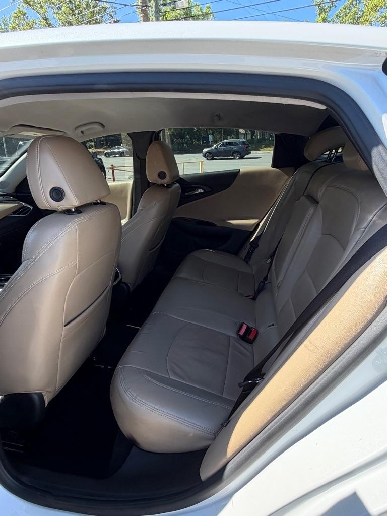 Chevrolet Malibu  2017