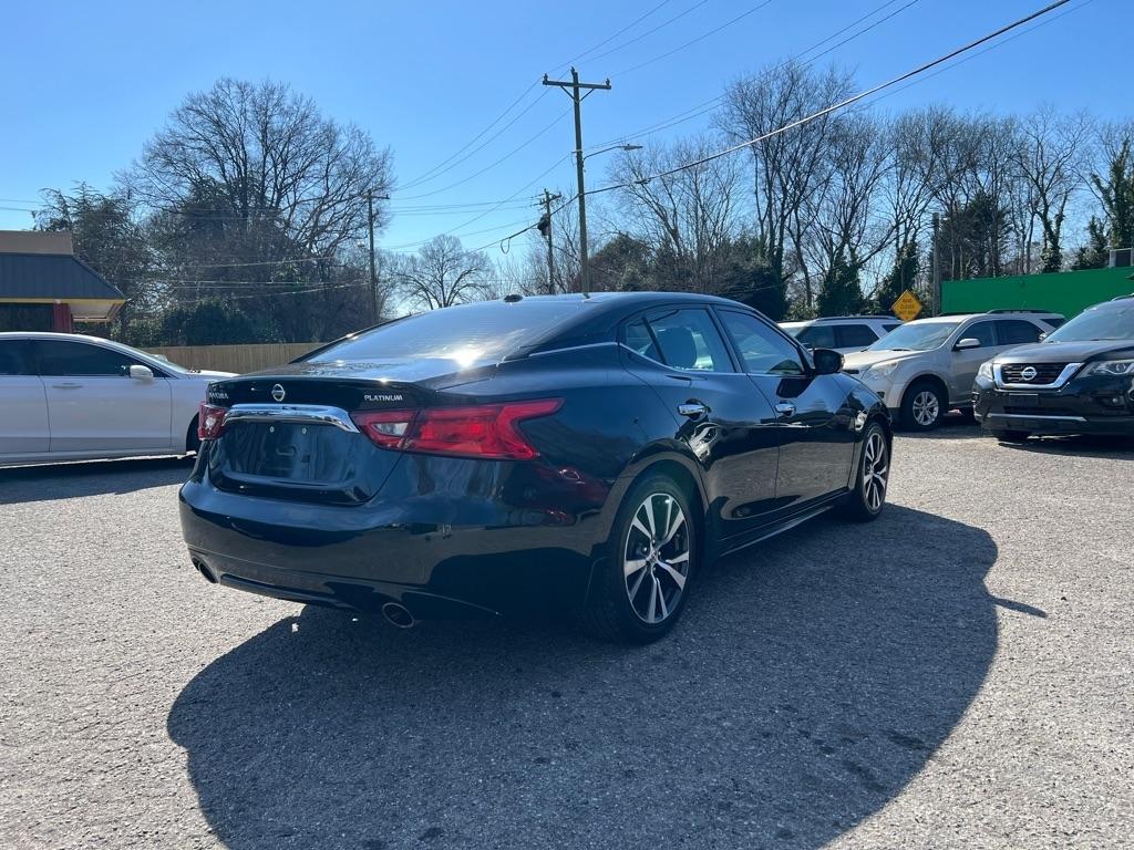 Nissan Maxima  2017