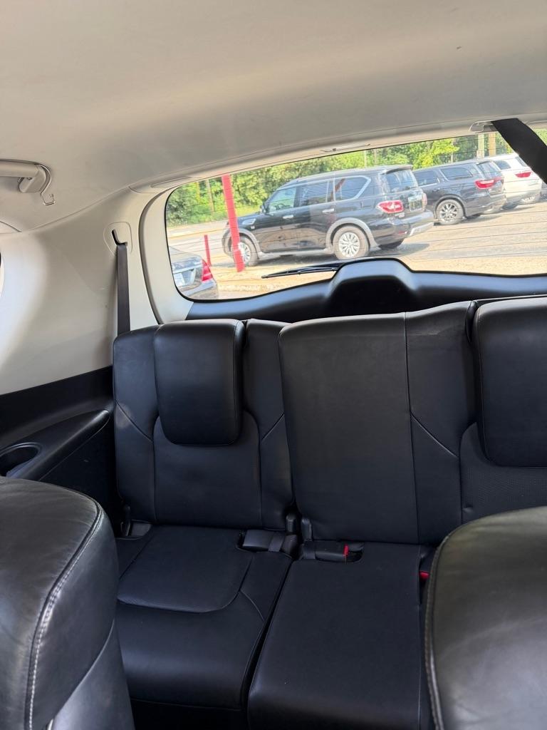 Infiniti QX80  2015