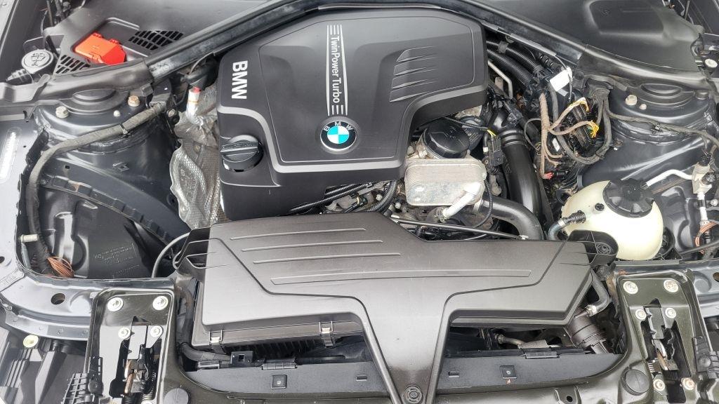 BMW 3-Series Gran Turismo 328i xDrive 2014