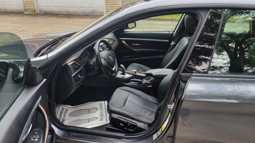 BMW 3-Series Gran Turismo 328i xDrive 2014