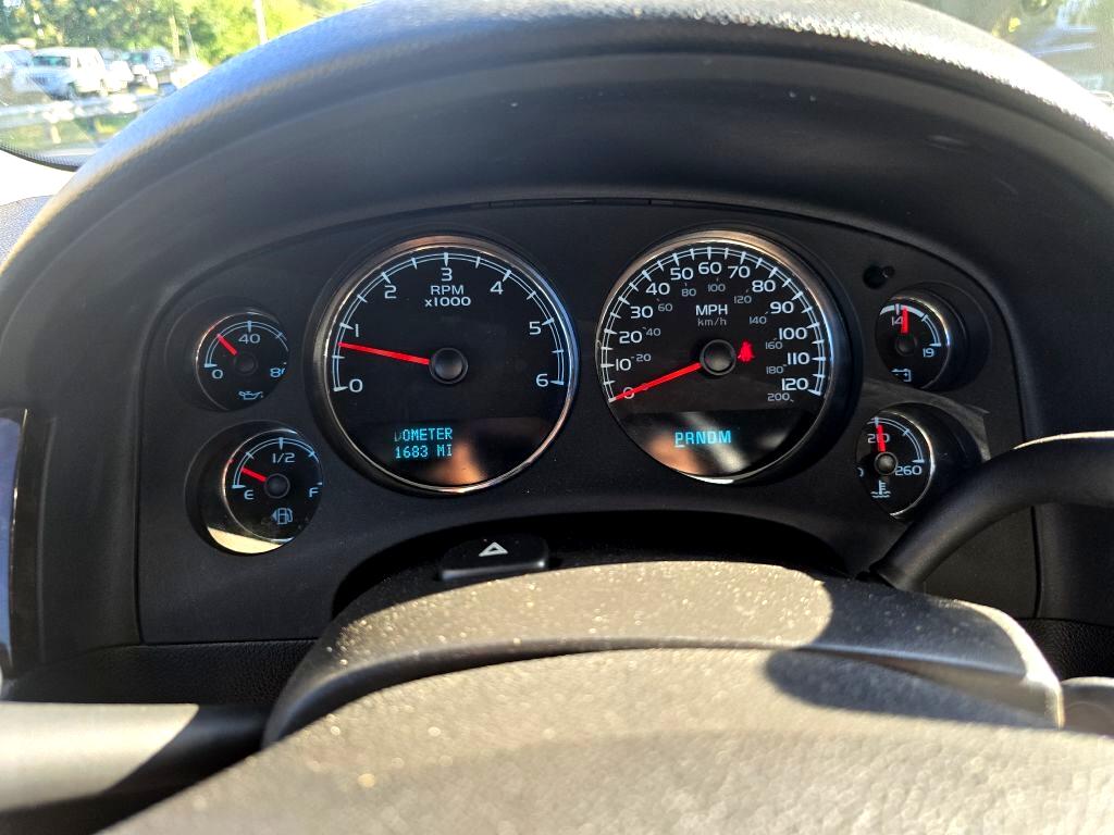 GMC Yukon Denali XL 4WD 2013 GMC Yukon Denali XL 4WD 2013