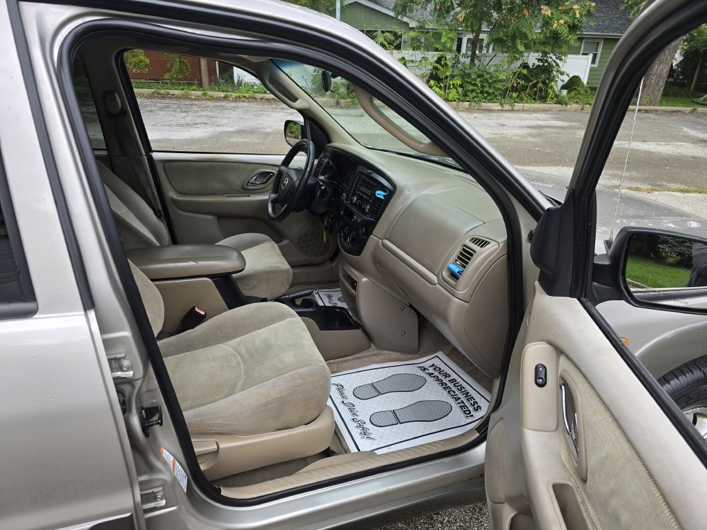 Mazda Tribute LX 2002 Mazda Tribute LX 2002