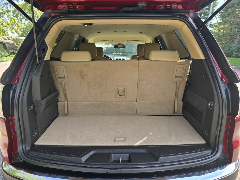 GMC Acadia SLT-1 FWD 2011 GMC Acadia SLT-1 FWD 2011