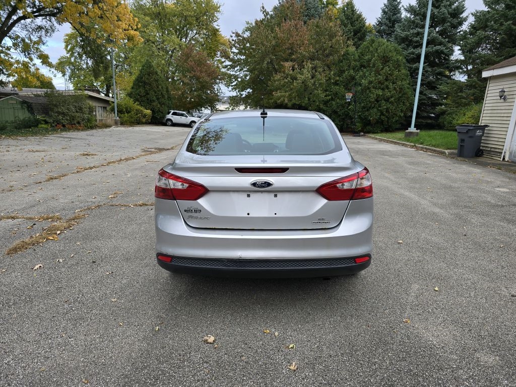 Ford Focus SE Sedan 2013 Ford Focus SE Sedan 2013