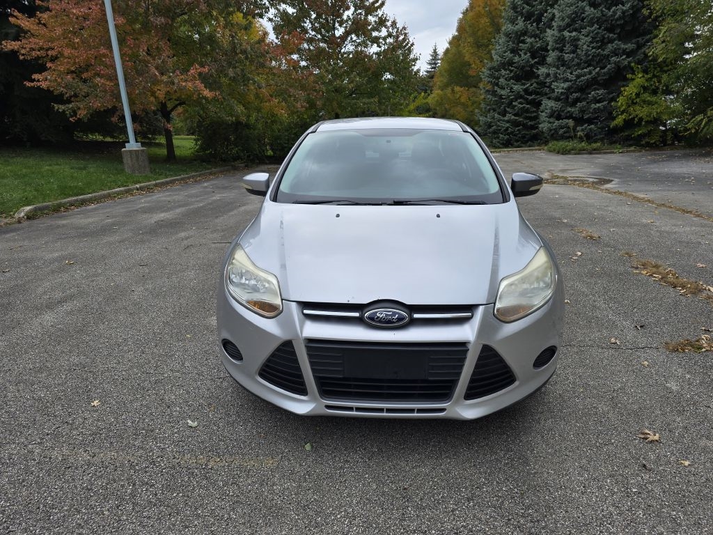 Ford Focus SE Sedan 2013 Ford Focus SE Sedan 2013