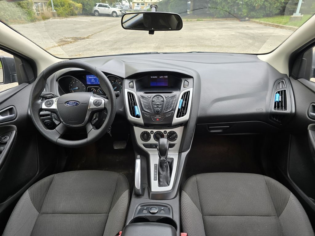 Ford Focus SE Sedan 2013 Ford Focus SE Sedan 2013