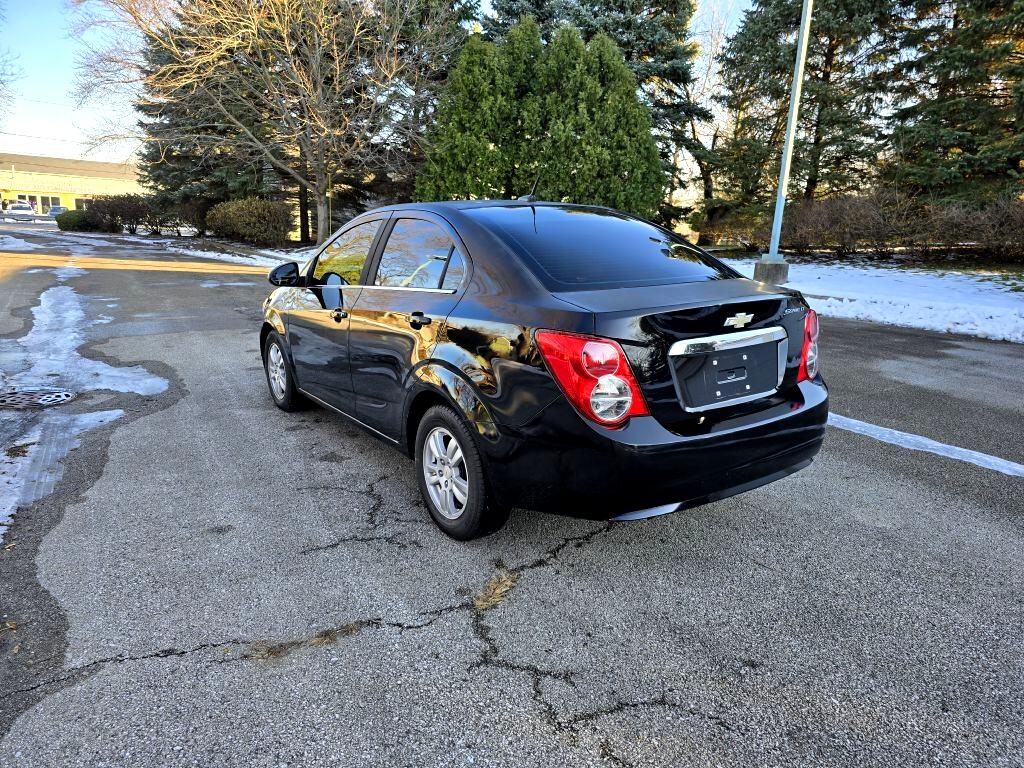 Chevrolet Sonic 2LT Sedan 2012