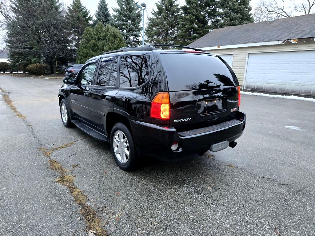 GMC Envoy XL Denali 4WD 2007