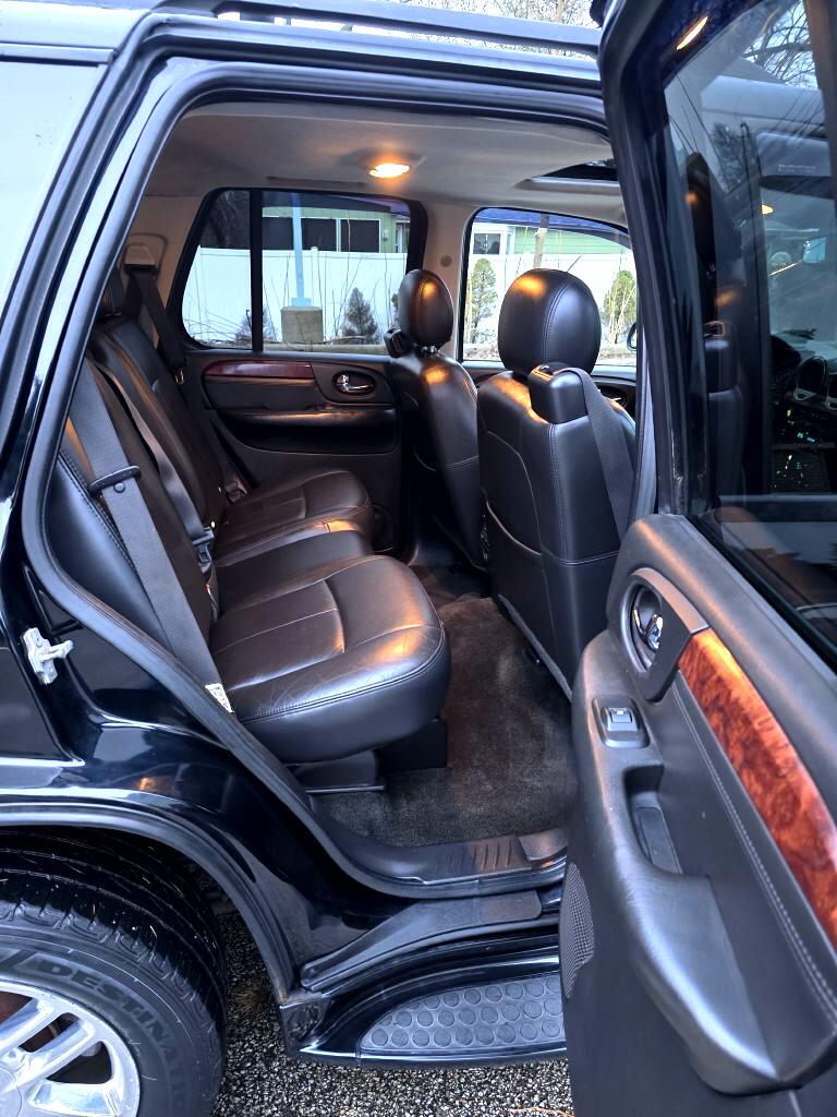 GMC Envoy XL Denali 4WD 2007