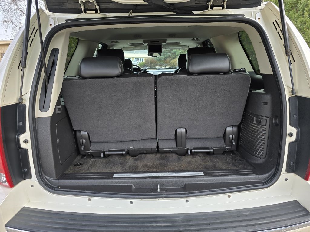 Cadillac Escalade AWD 2008