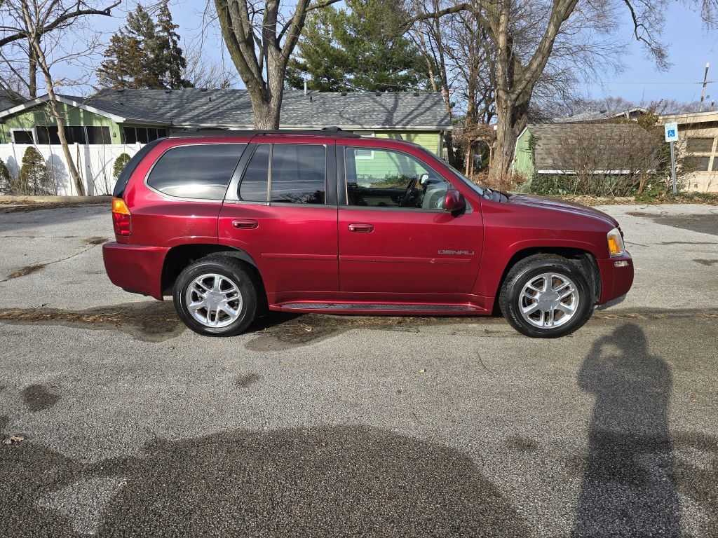 GMC Envoy Denali 4WD 2006