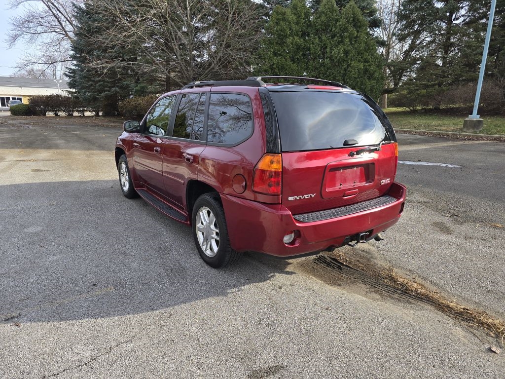 GMC Envoy Denali 4WD 2006