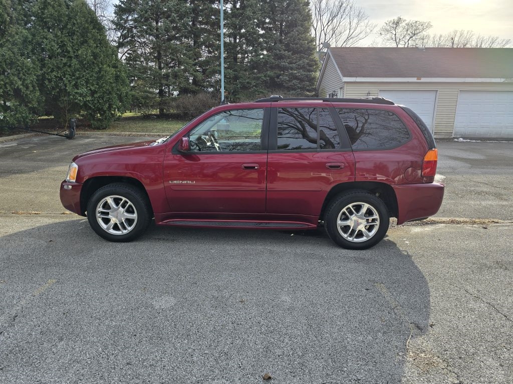 GMC Envoy Denali 4WD 2006