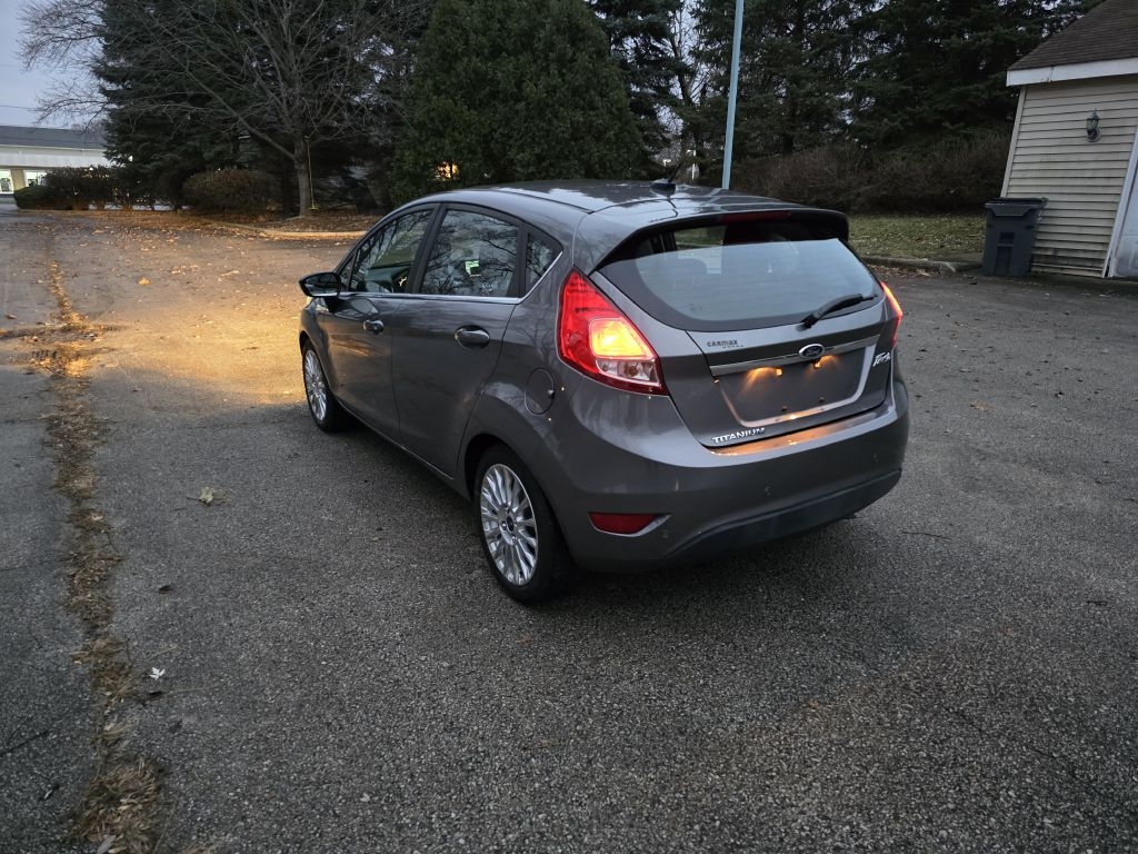 Ford Fiesta Titanium Hatchback 2014