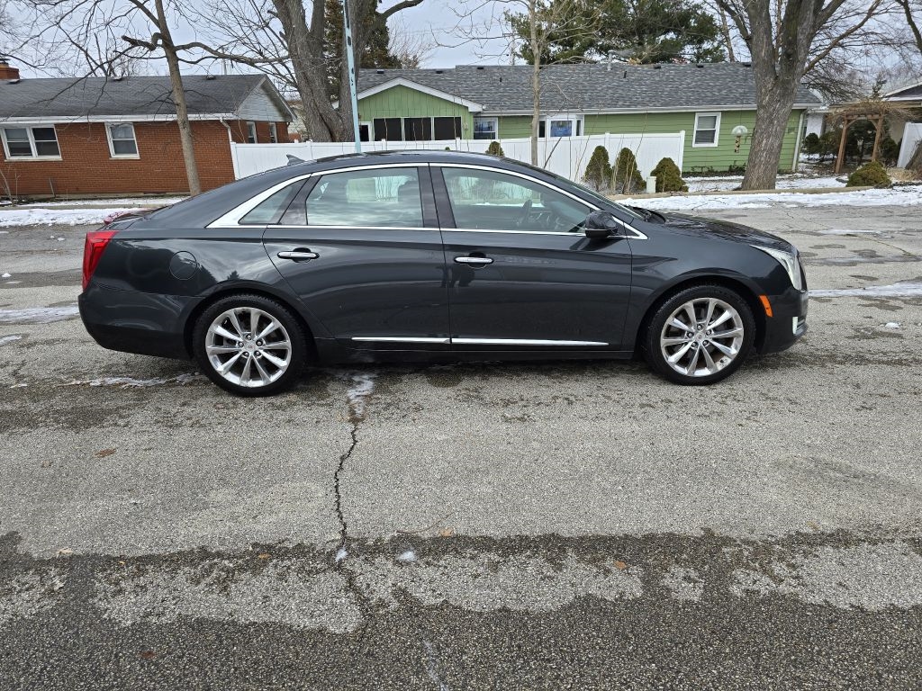 Cadillac XTS Luxury AWD 2013