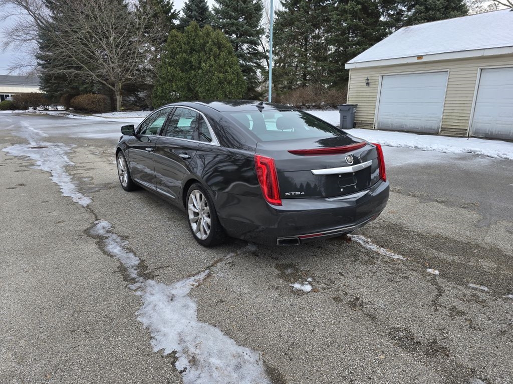 Cadillac XTS Luxury AWD 2013