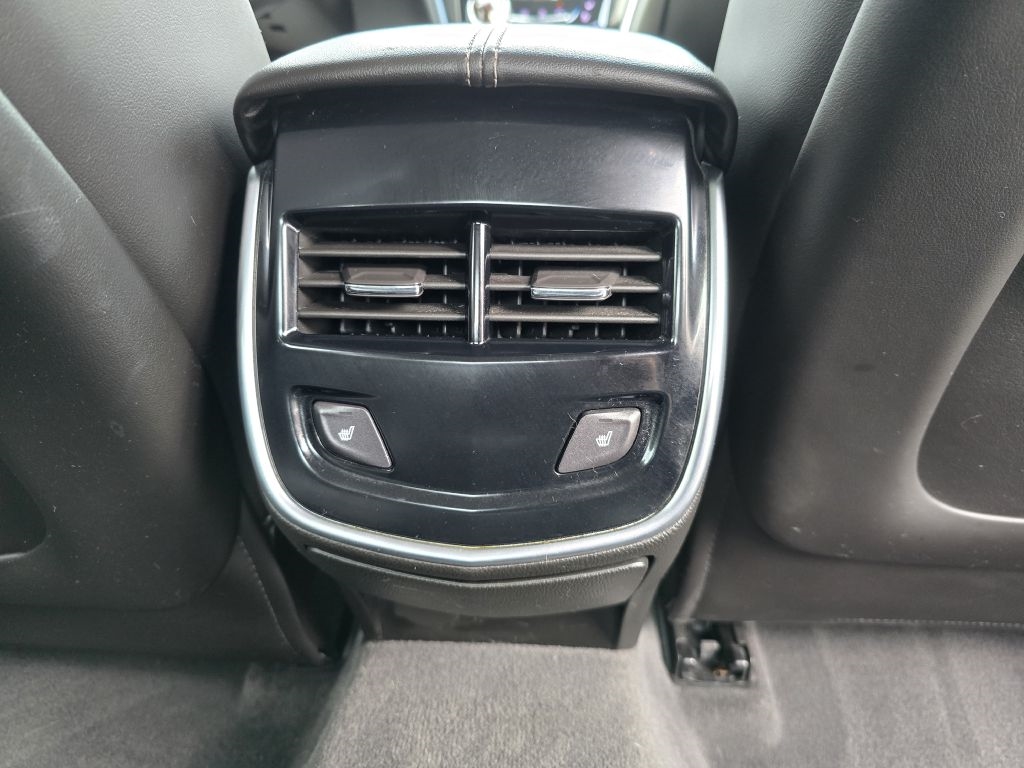 Cadillac XTS Luxury AWD 2013