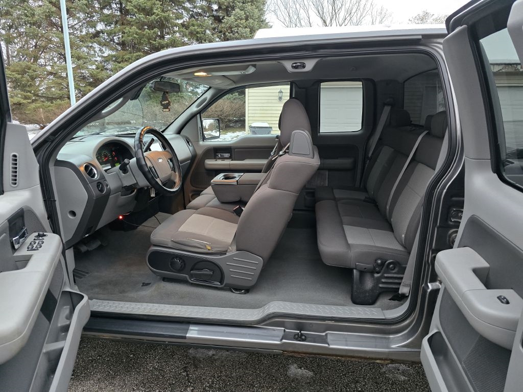 Ford F-150 XLT SuperCab 4WD 2006