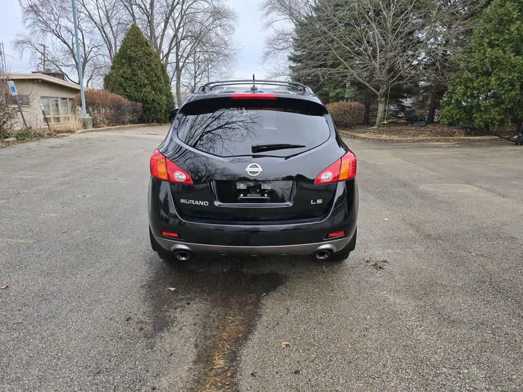 Nissan Murano LE 2010