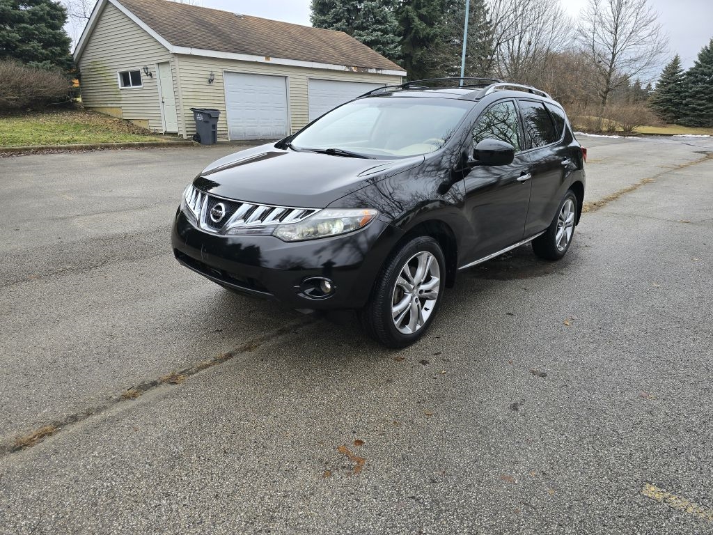 Nissan Murano LE 2010