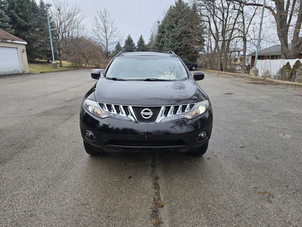 Nissan Murano LE 2010