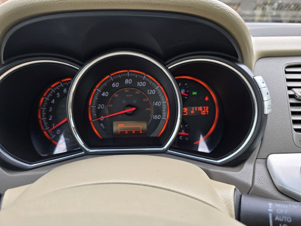 Nissan Murano LE 2010