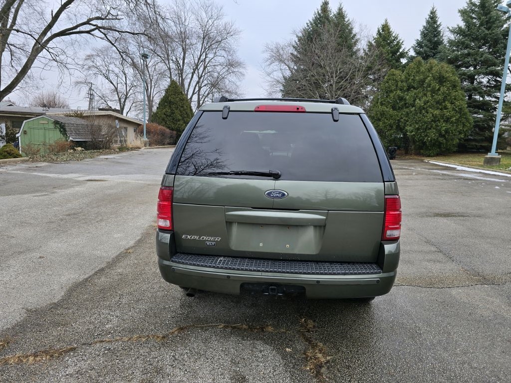 Ford Explorer XLT 4.0L 4WD 2004