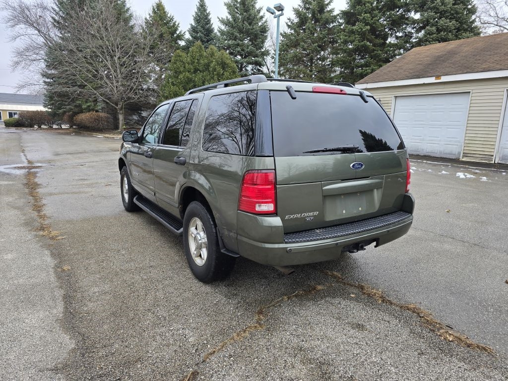 Ford Explorer XLT 4.0L 4WD 2004
