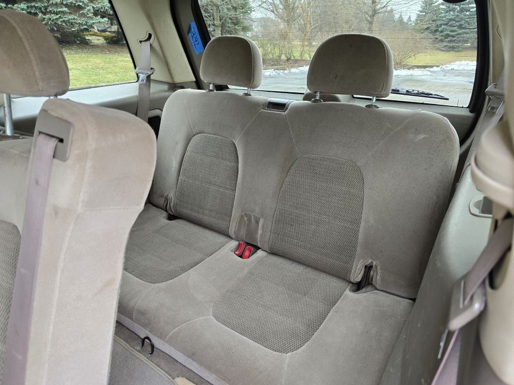 Ford Explorer XLT 4.0L 4WD 2004