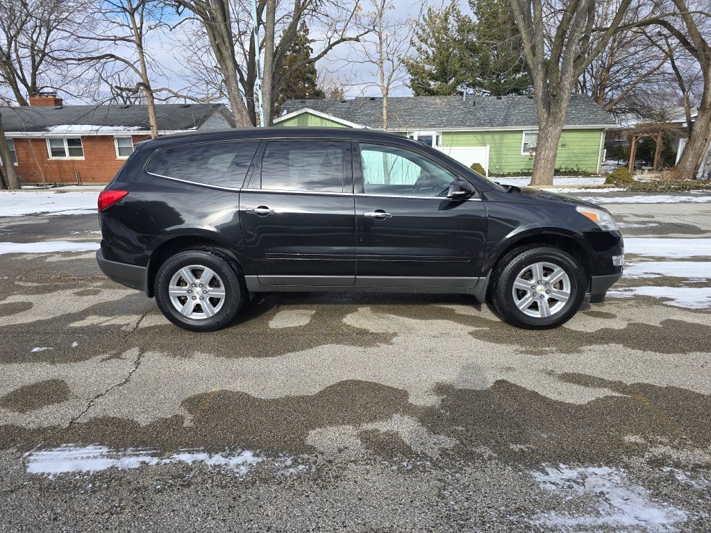 Chevrolet Traverse LT FWD 2011