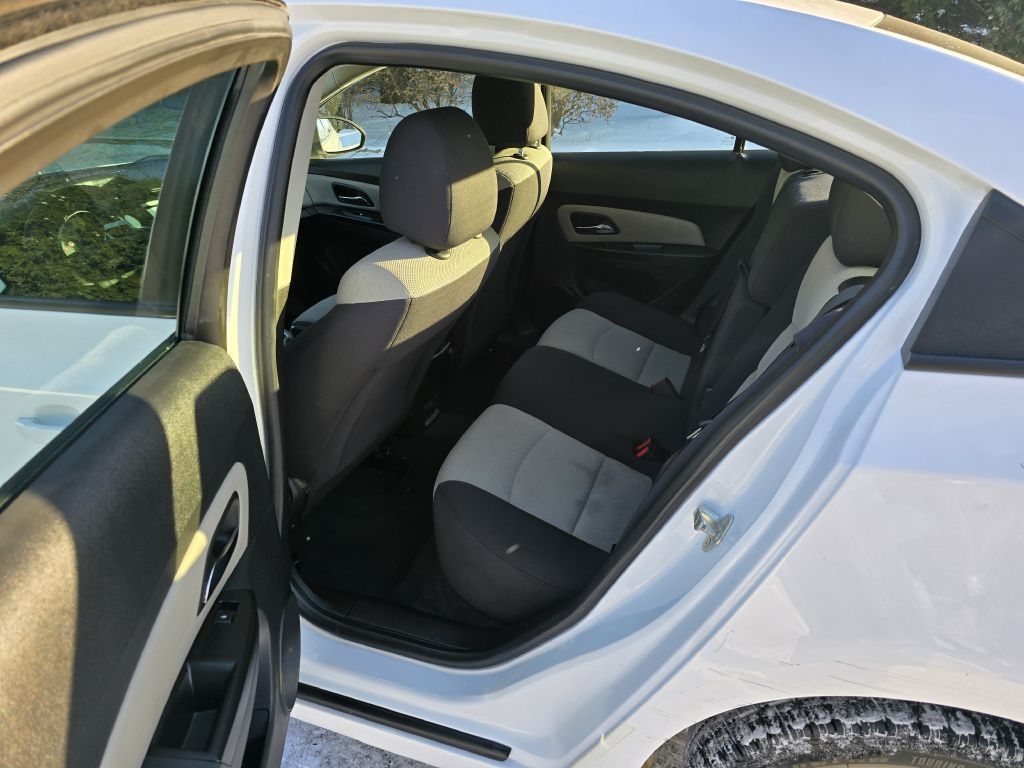 Chevrolet Cruze LS Auto 2014