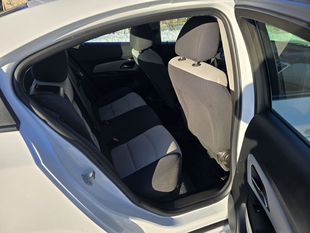 Chevrolet Cruze LS Auto 2014