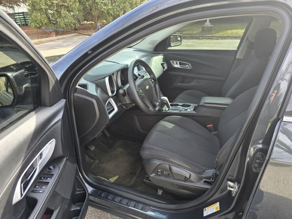 Chevrolet Equinox LS 2WD 2012