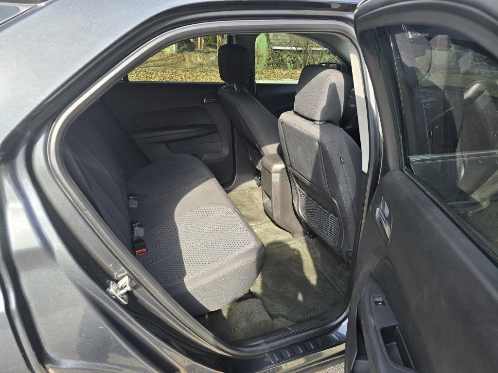 Chevrolet Equinox LS 2WD 2012