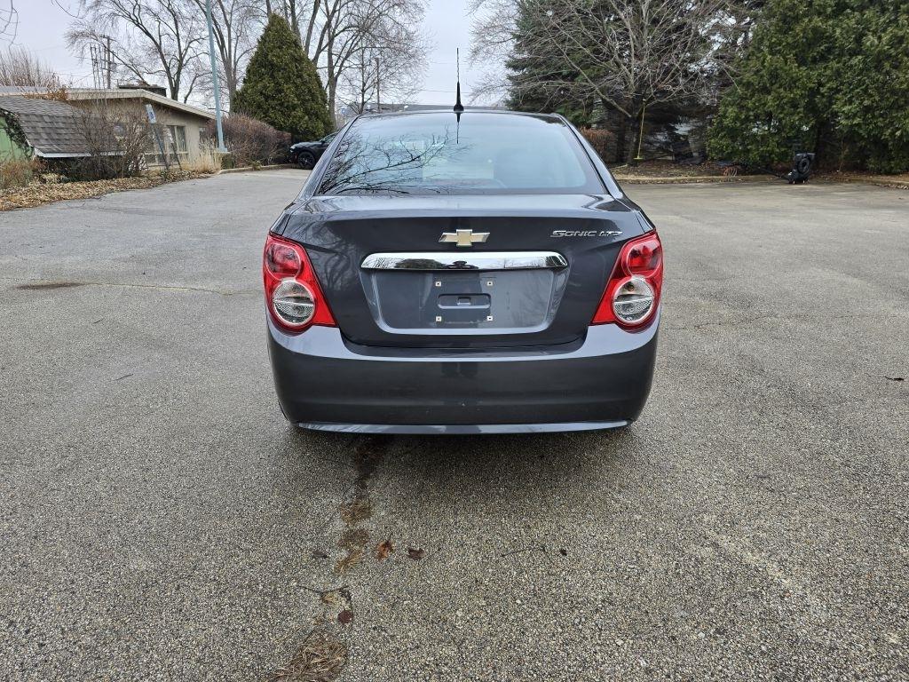 Chevrolet Sonic 2LTZ Sedan 2012