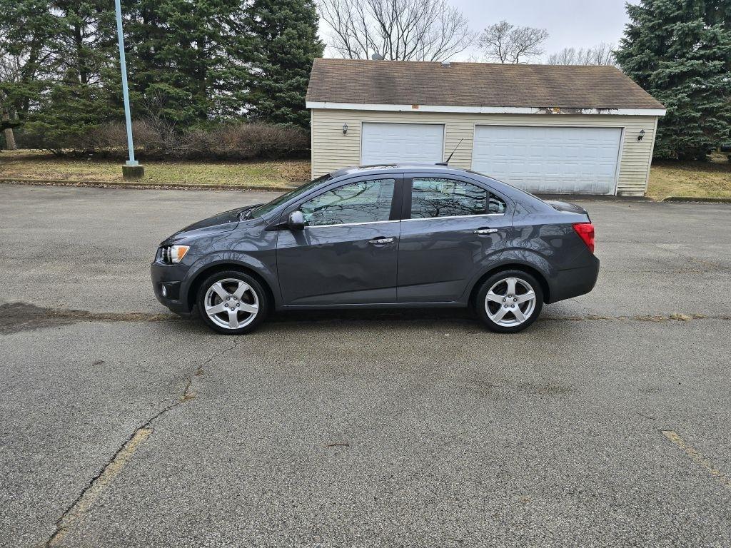 Chevrolet Sonic 2LTZ Sedan 2012