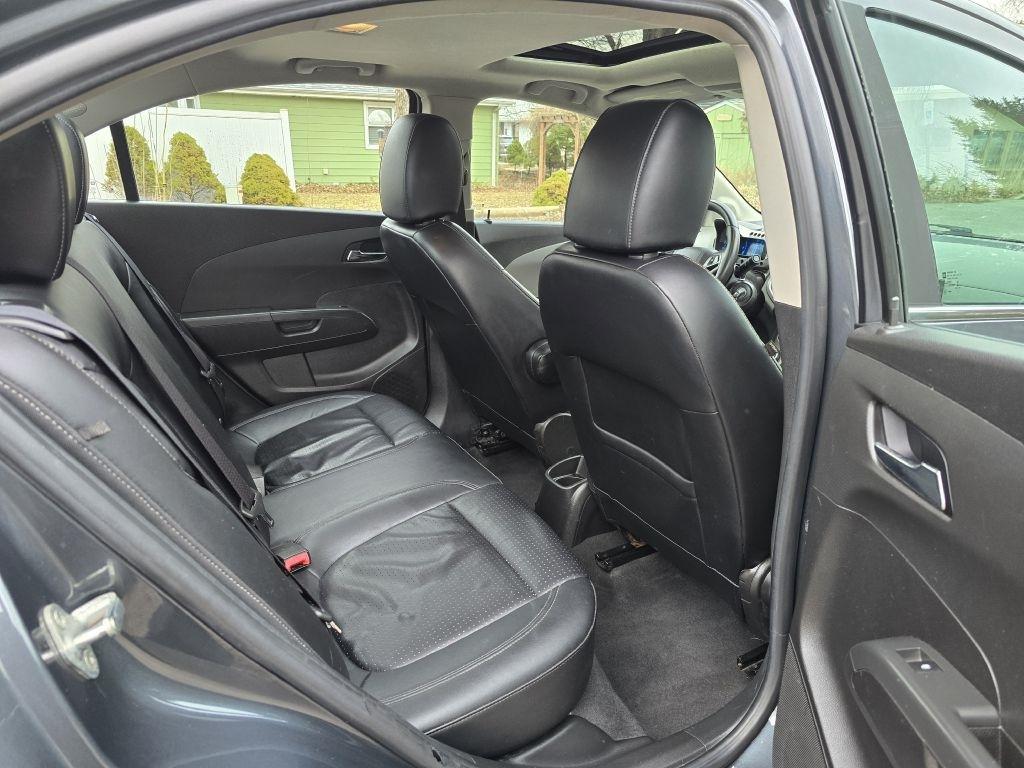 Chevrolet Sonic 2LTZ Sedan 2012