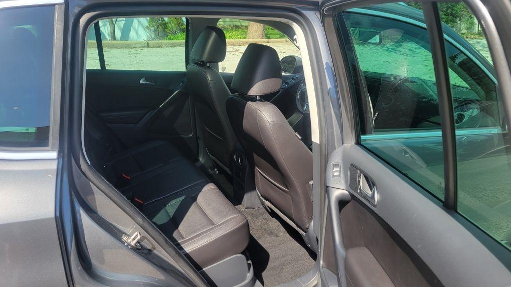 Volkswagen Tiguan S 2013