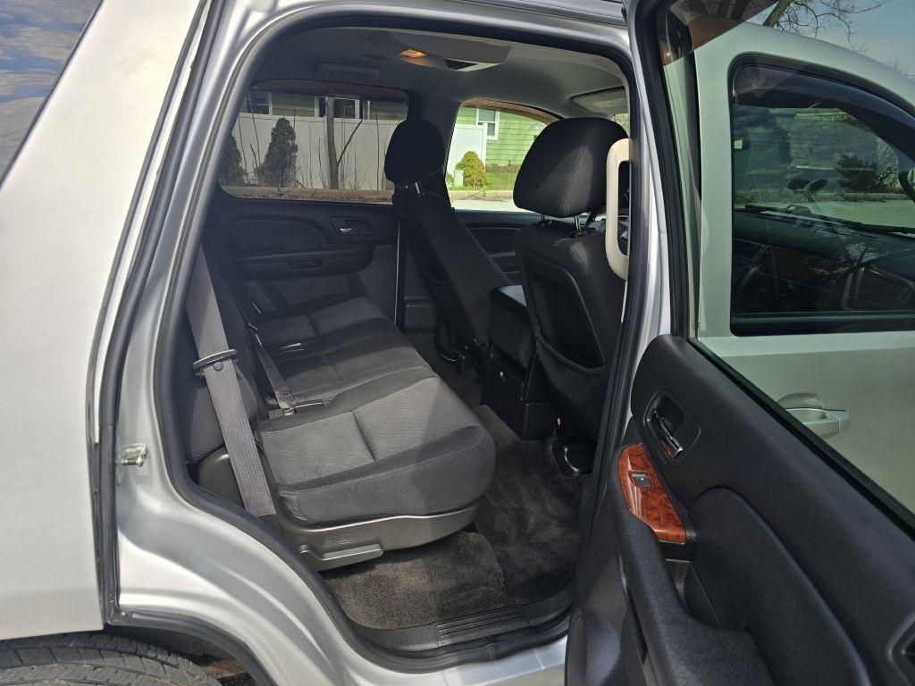 GMC Yukon SLE1 2WD 2011