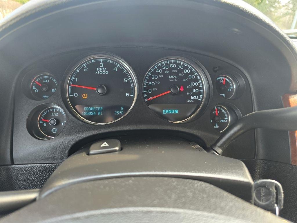 GMC Yukon SLE1 2WD 2011