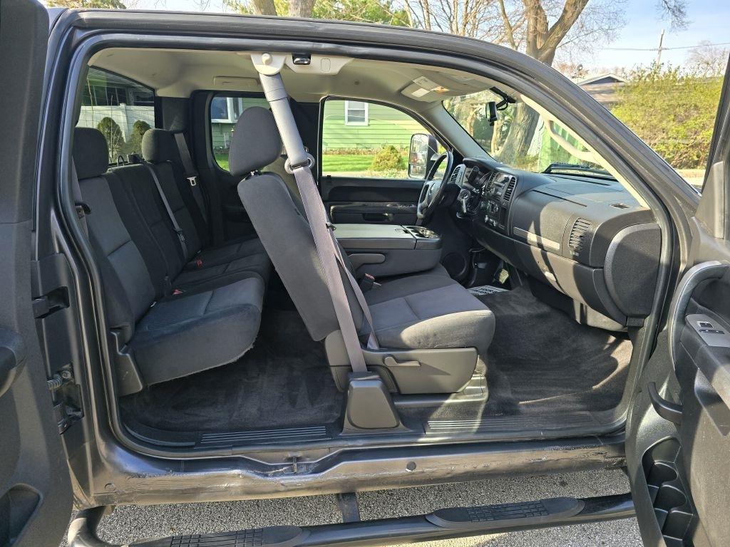 Chevrolet Silverado 1500 LT Ext. Cab 4WD 2011