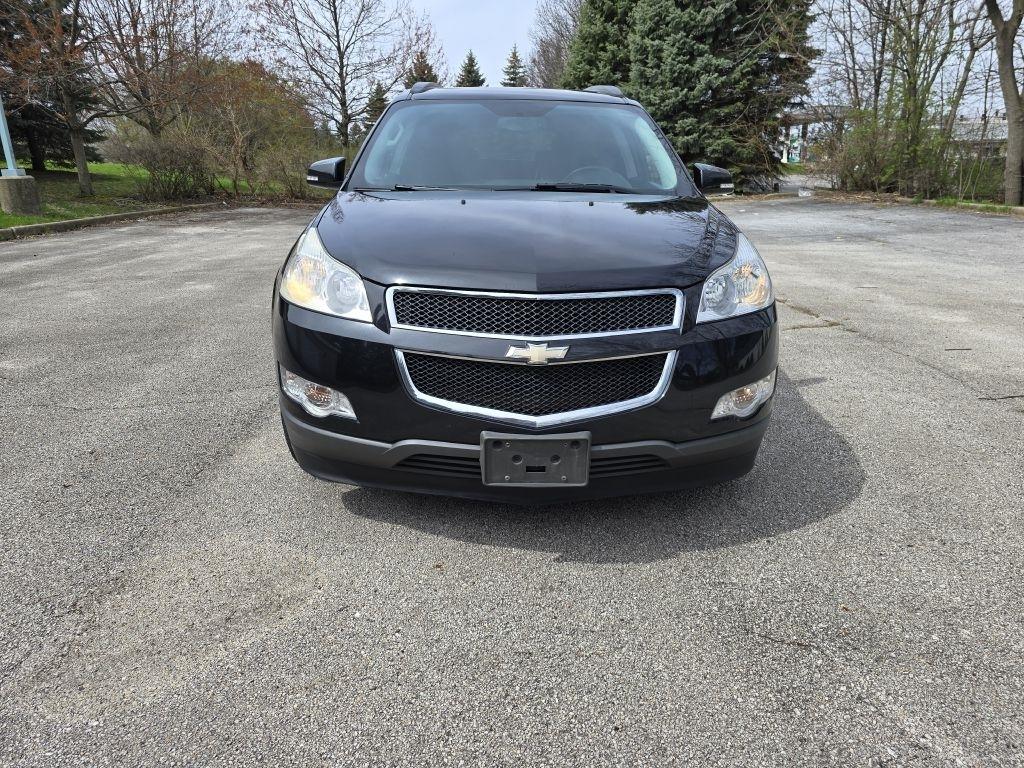 Chevrolet Traverse 2LT FWD 2011