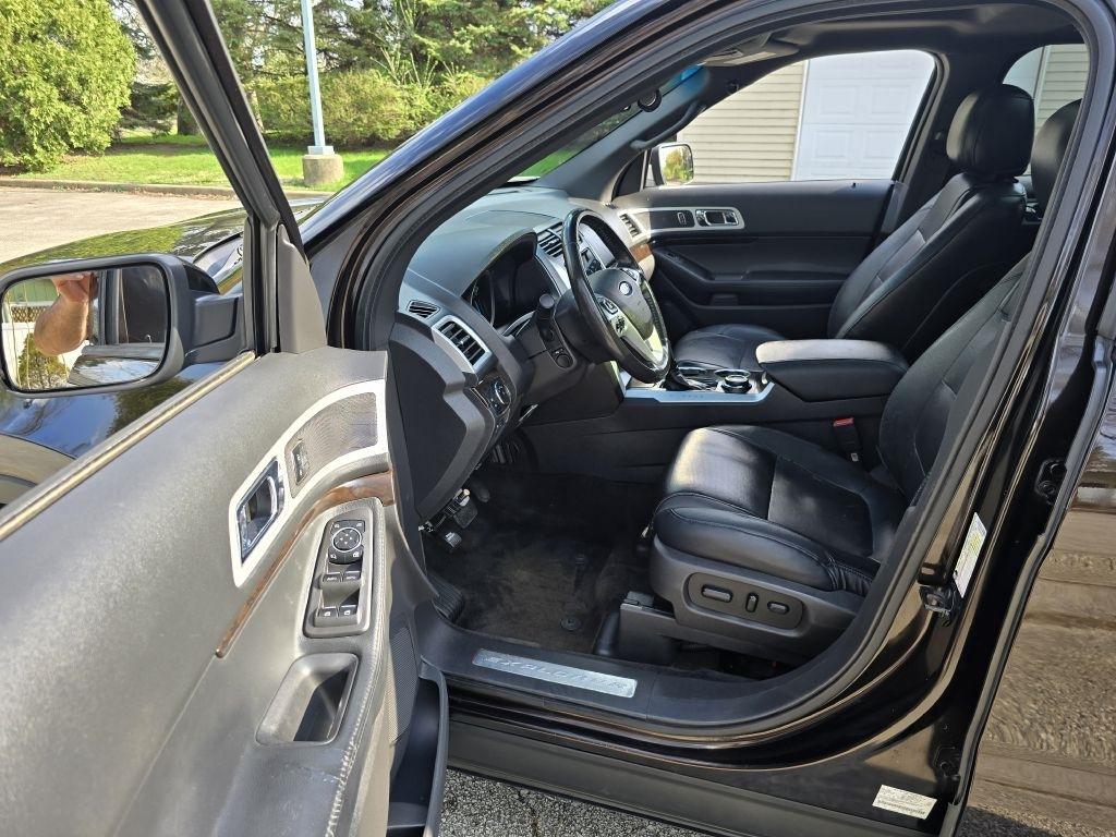 Ford Explorer Limited 4WD 2013