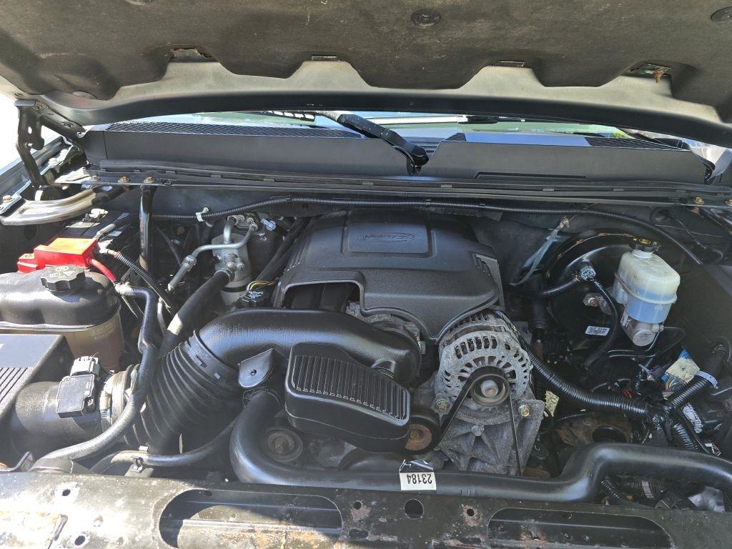 GMC Sierra 1500 SLE Crew Cab 4WD 2011