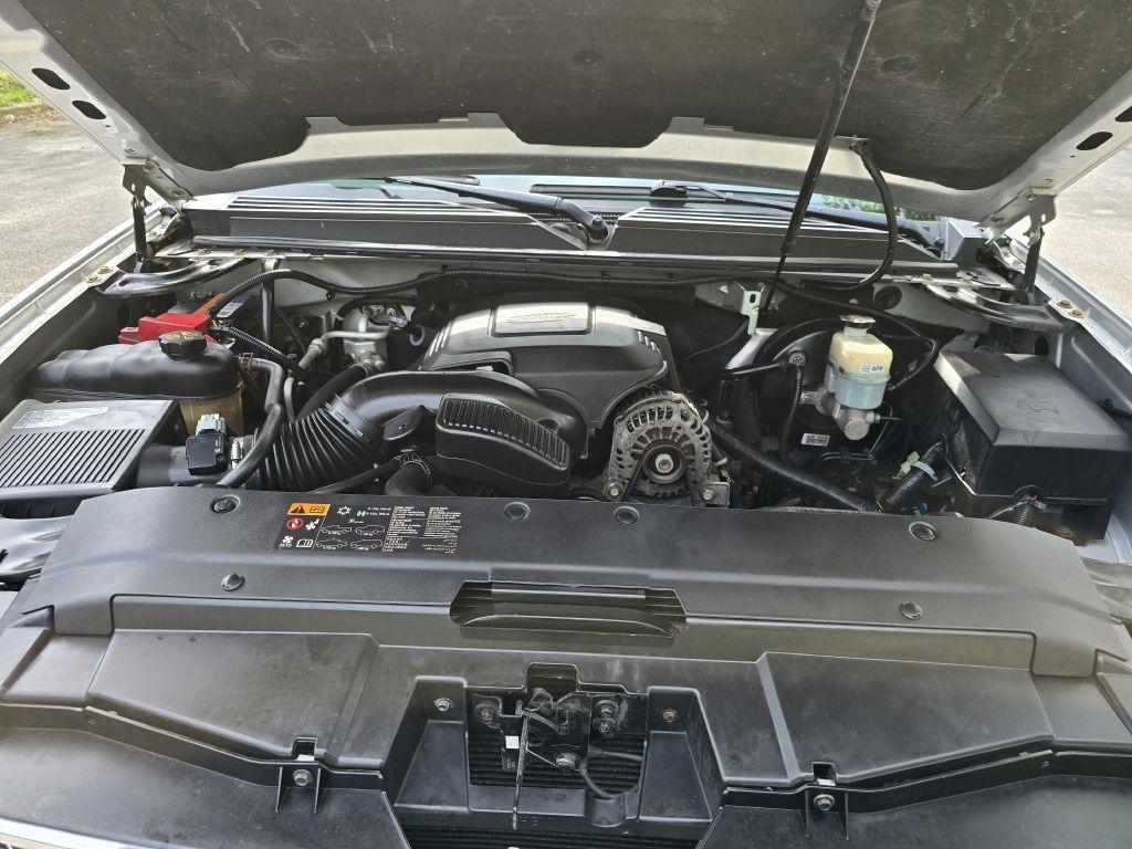 Chevrolet Avalanche LTZ 4WD 2012