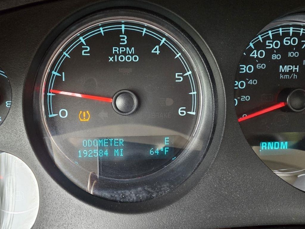 Chevrolet Avalanche LTZ 4WD 2012