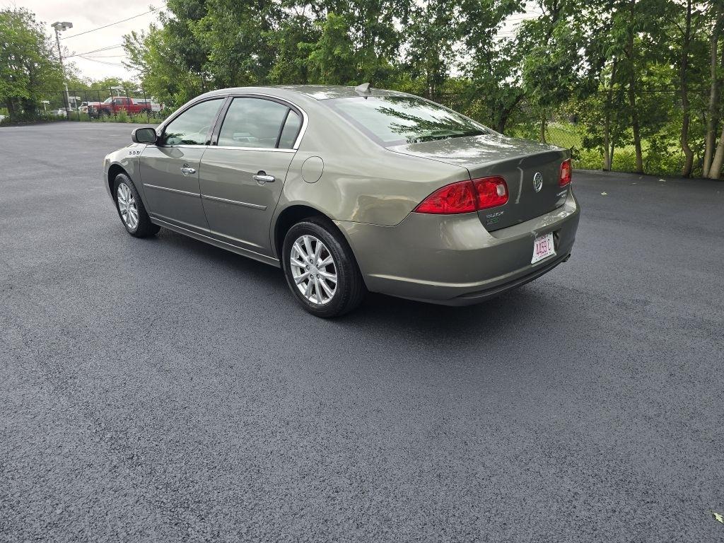 Buick Lucerne CXL 2010